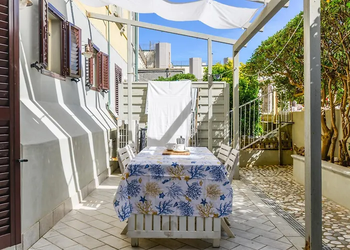 Ilary Marina Di Pisa